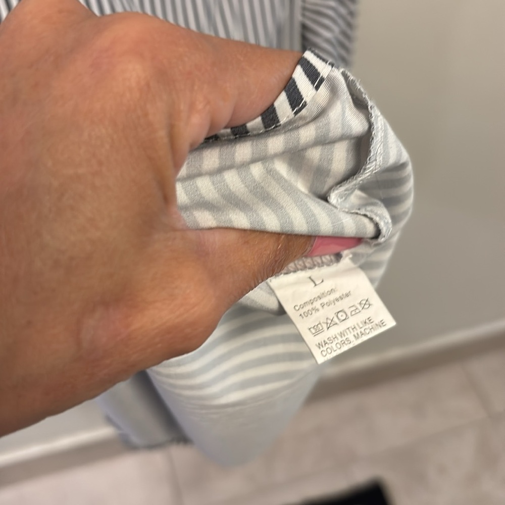 Black and white stripe top boutique - Picture 4 of 5